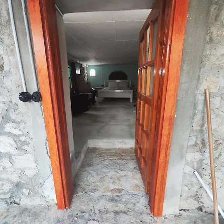 Horská chata Togo Iztuzu Stonehouse-1 *