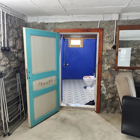 Togo Iztuzu Stonehouse-1 Dağ evi *